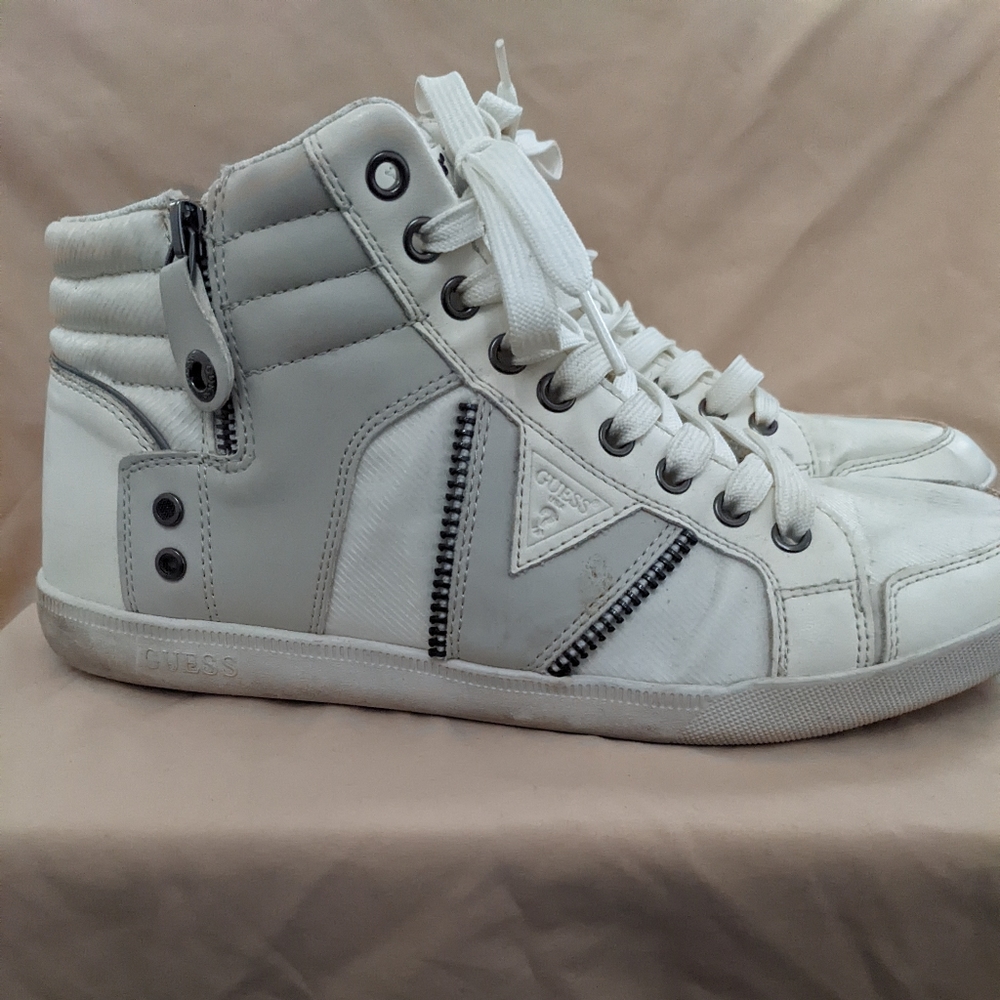 Men's Guess sneakers size 10